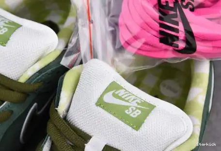 Concepts (Regular Lobster Box) Low Green SB BV1310-337 Dunk Nike 0516